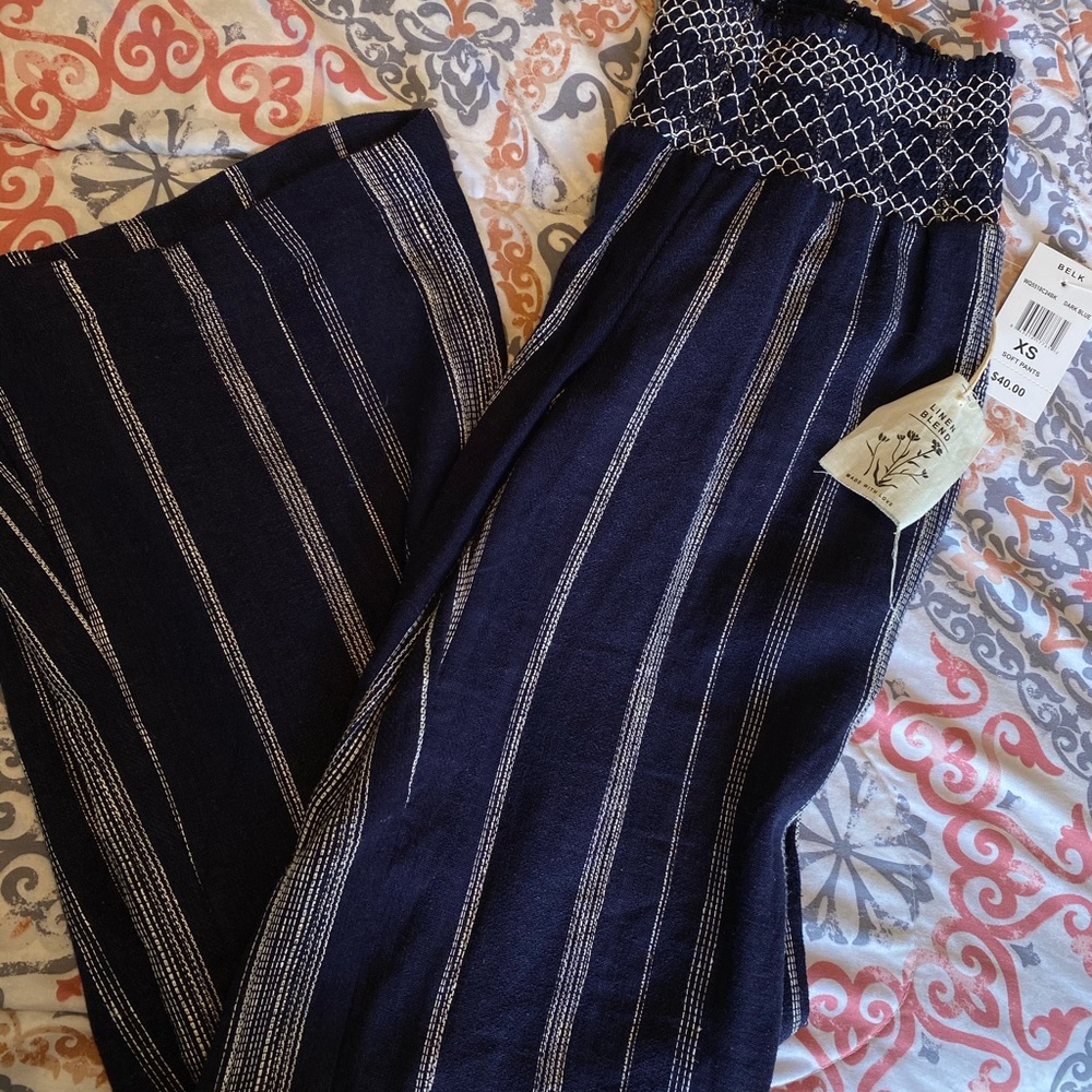 Wide leg pants